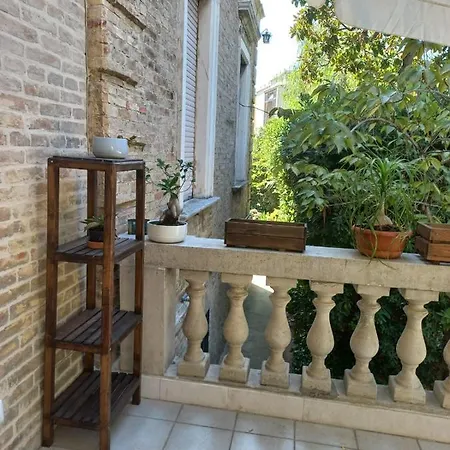 Дом отдыха Eli 's Васто